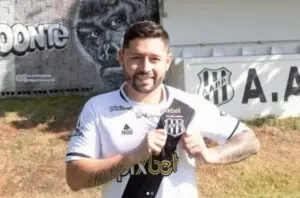 Elvis se revolta com problemas financeiros da Ponte Preta e pede saída de presidente
