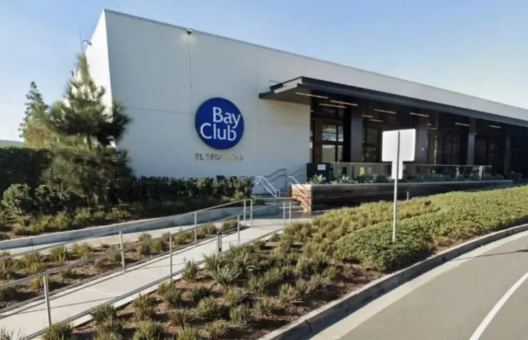 Em comunicado ao The Times, o Bay Club afirmou não poder comentar sobre litígios em andamento - Google Street View