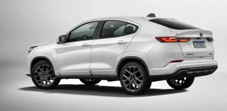Fiat Fastback Hybrid - Divulgação