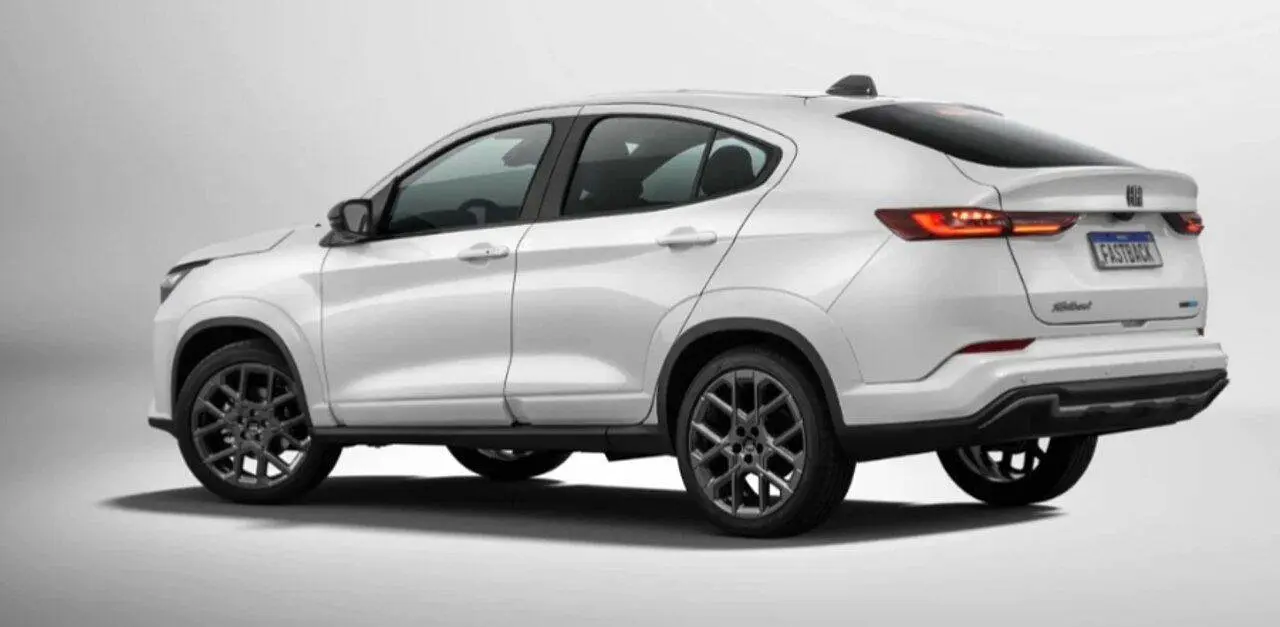 Fiat Fastback Hybrid - Divulgação