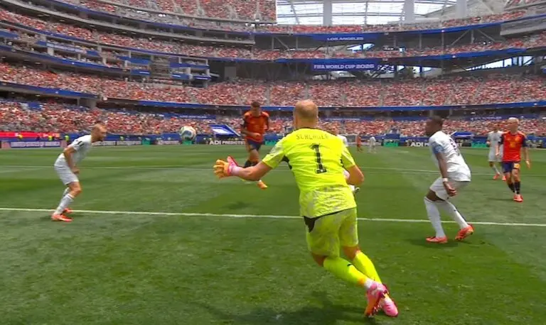 Gol Perdo Porro Espanha