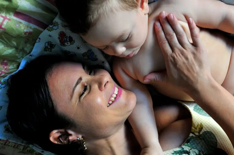 Família - maternidade mãe bebê filho