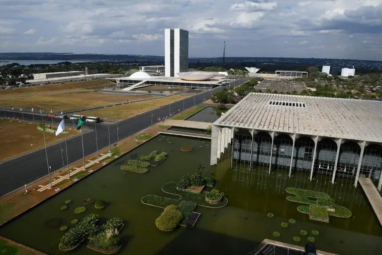 Brasília - congresso - Praça dos Três Poderes Esplanada dos Ministérios STF Palácio do Planalto