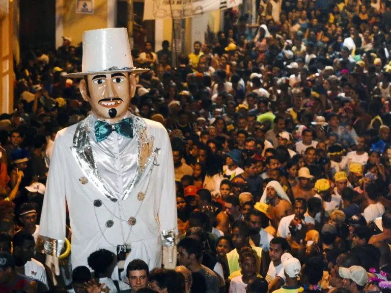 Homem da Meia-Noite, figura tradicional do Carnaval de Olinda (PE) - Foto: Antônio Cruz/Agência Brasil