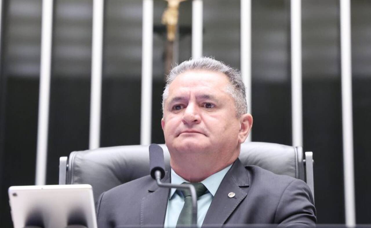 Câmara avança em projeto para expandir alimentação e transporte escolar a alunos de áreas rurais e comunitárias