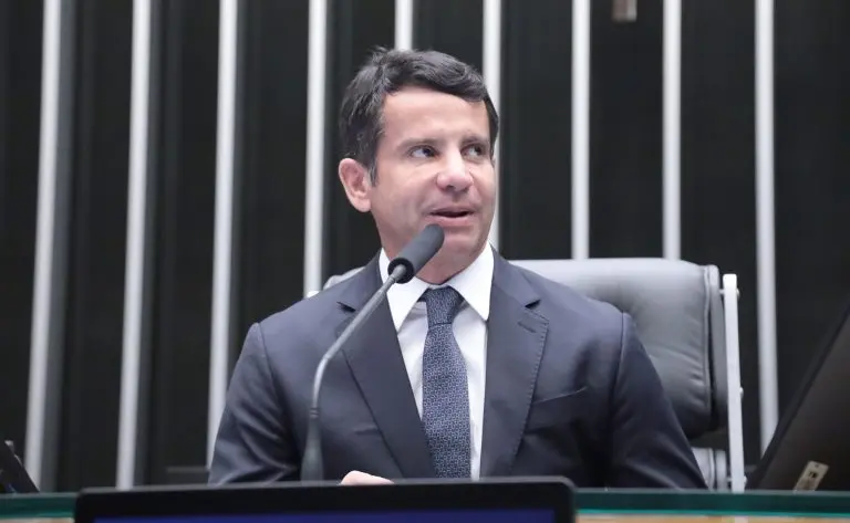 Doutor Luizinho: medida de justiça social - Foto: Thiago Cristino / Câmara dos Deputados