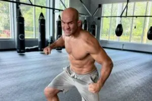 Junior Cigano desiste de terceiro confronto de grappling contra Fabrício Werdum em Florianópolis