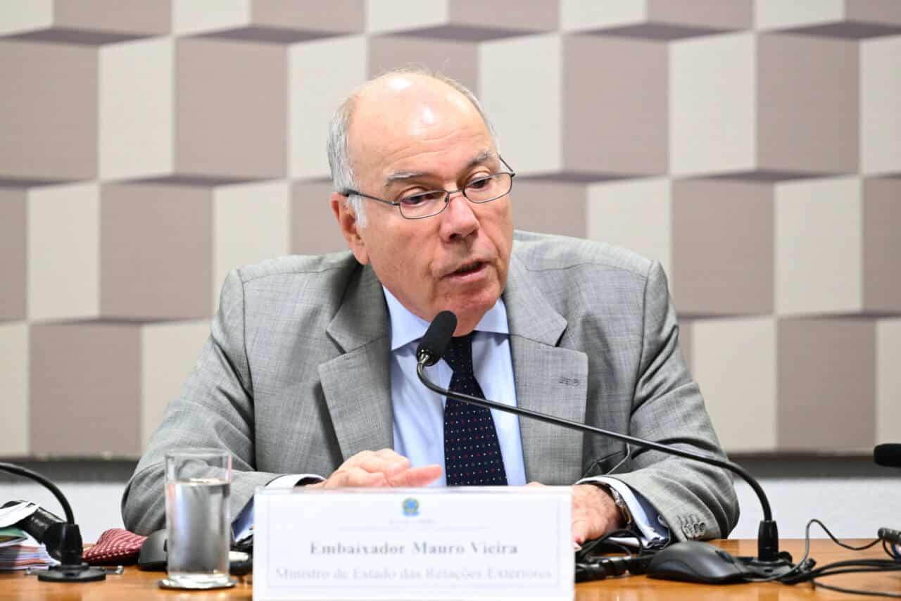 Aplicação de tarifas dos EUA não tem lastro na realidade, afirma chanceler brasileiro