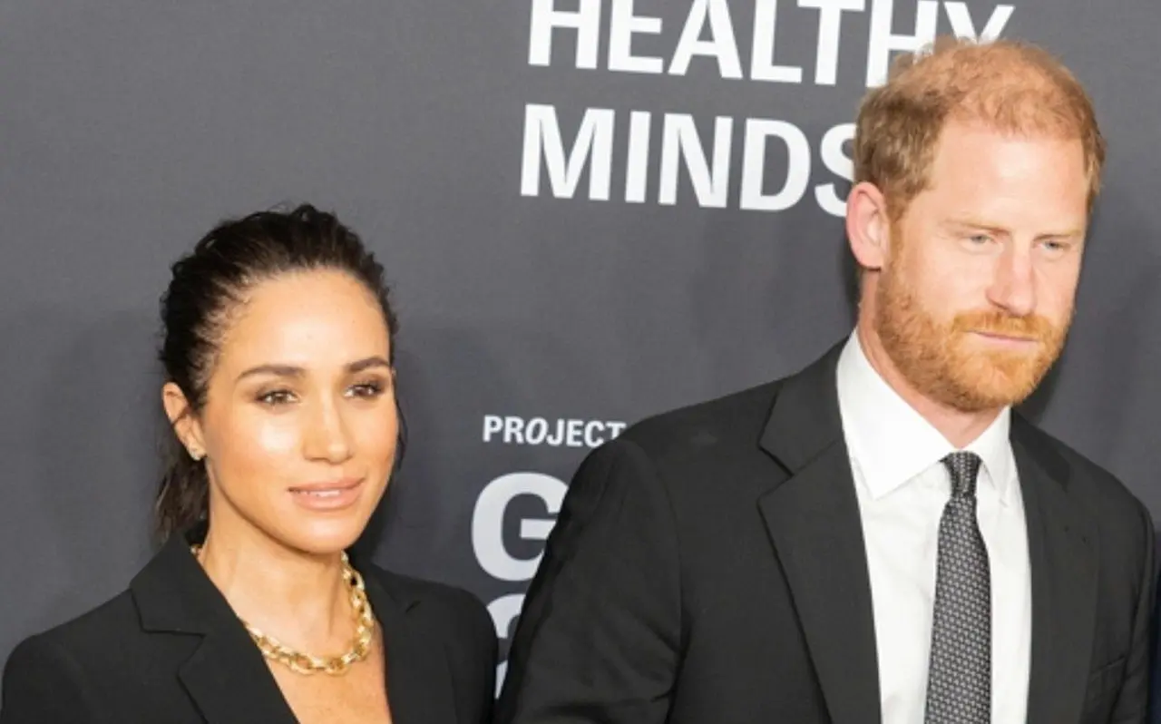 Meghan e Príncipe Harry - lev radin/Shutterstock.com