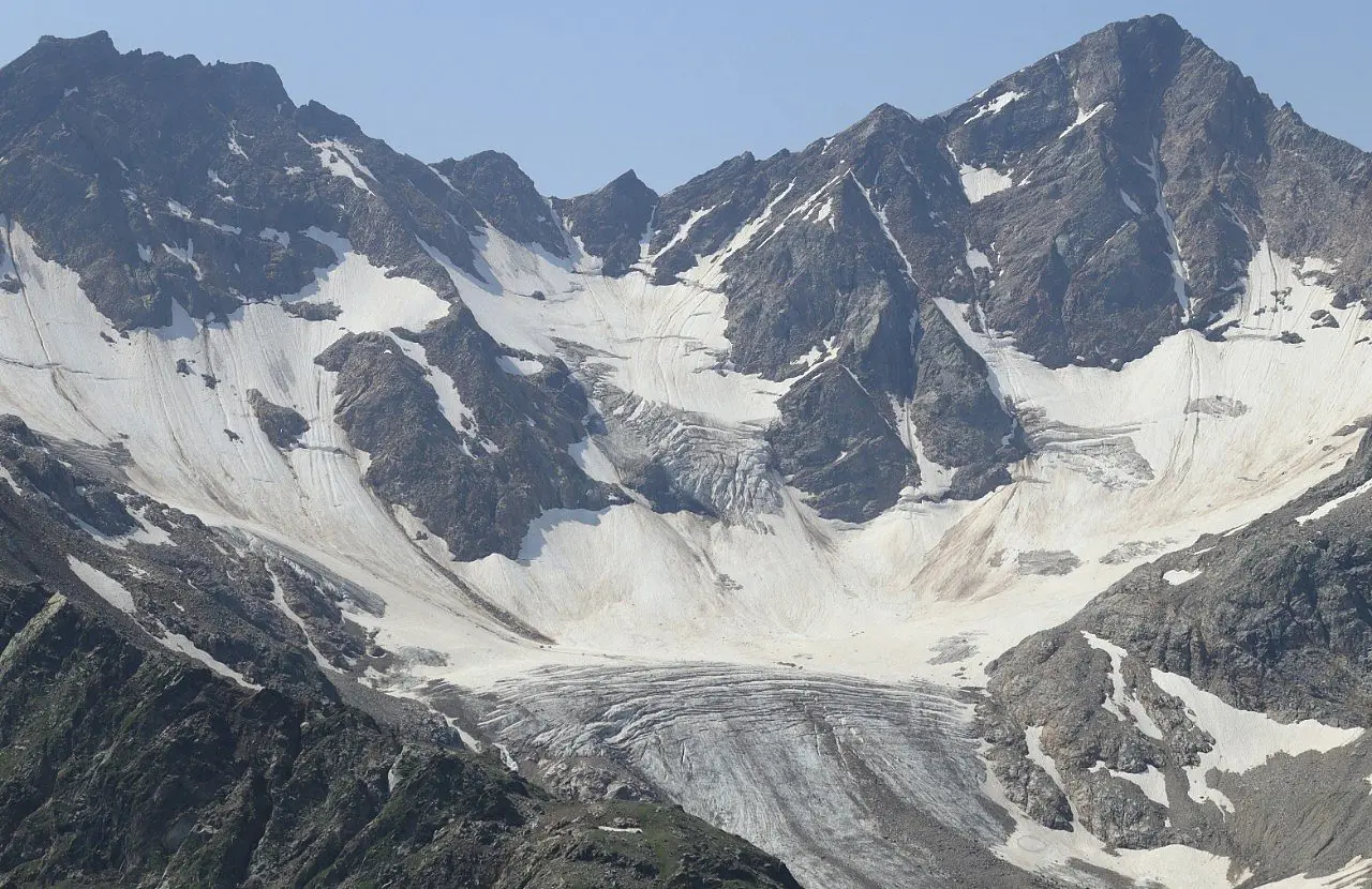 Monte Elbrus - feniks911/shutterstock.com