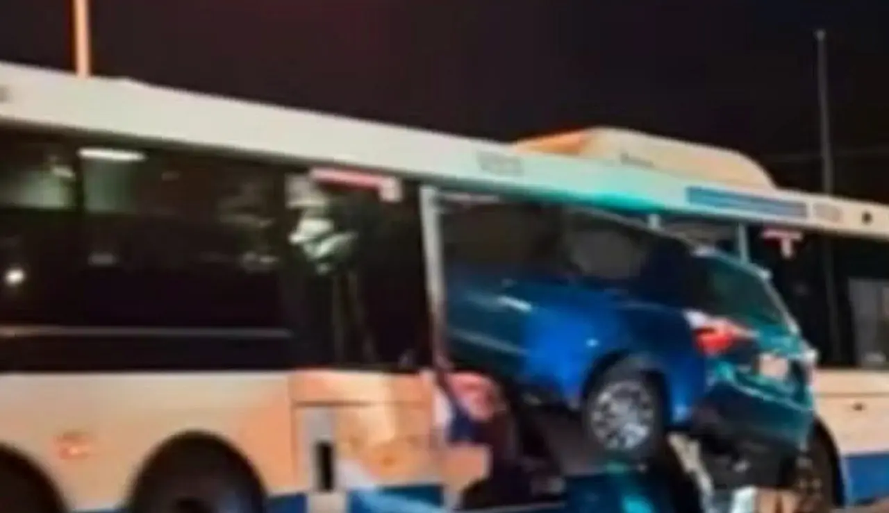 Motorista desvia de colisão