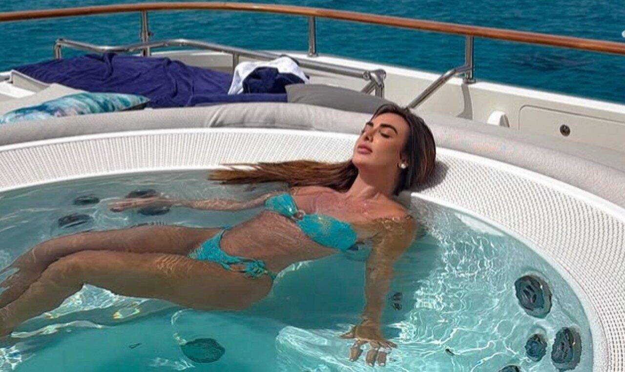 Nicole Bahls - Instagram