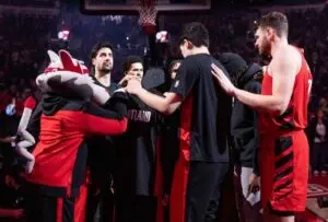 Trail Blazers entra em crise financeira na NBA, demite 70 e avalia mudar de estado