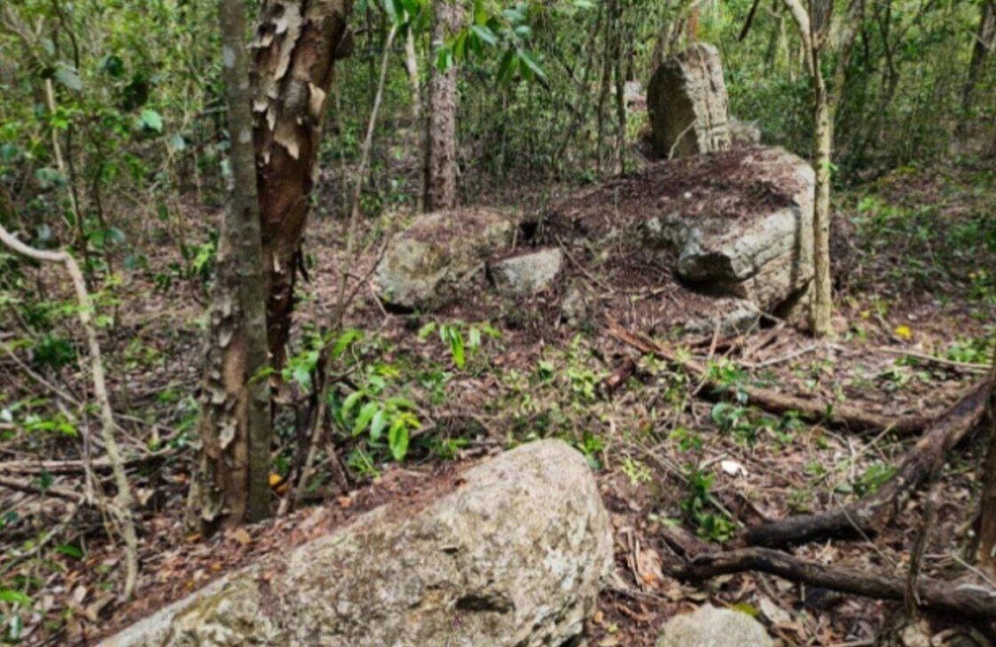 Ruínas maias de Minanbé - Reprodução/Monumentos de pedra documentados em Minanbé