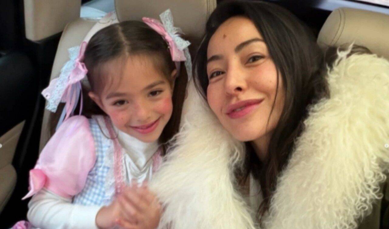 Sabrina Sato e a filha Zoe - Instagram/sabrinasato