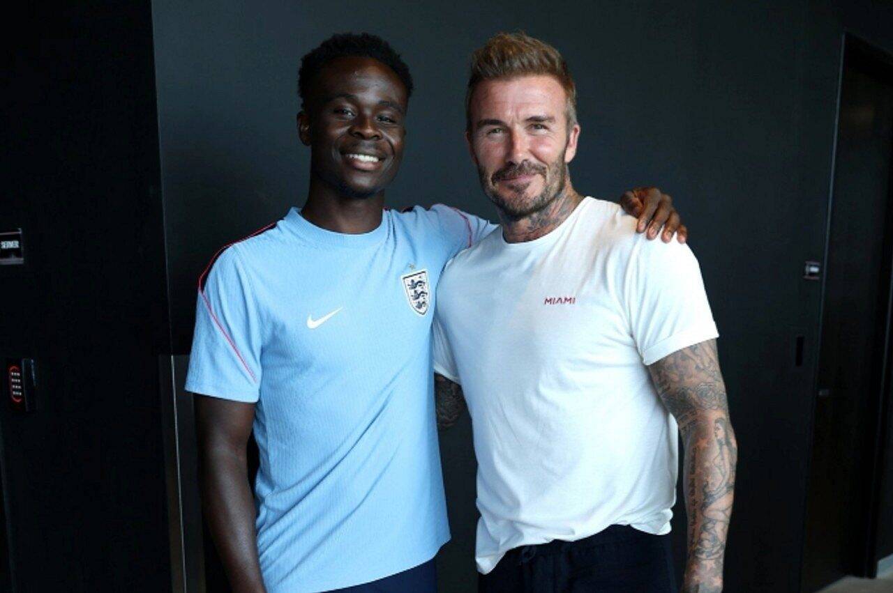 Saka e David Beckham - X.com/ Inglaterra