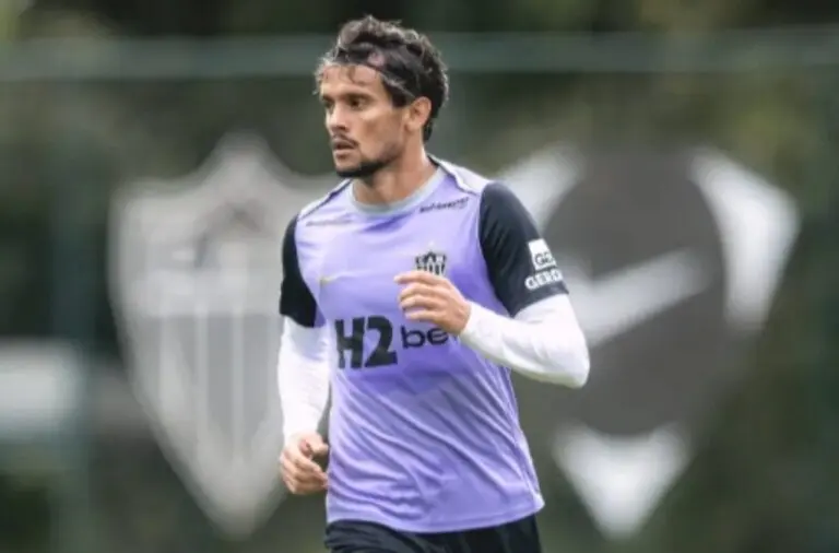 Scarpa - Pedro Souza / Atlético