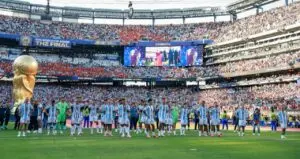 Brasileira que mora em Buenos Aires recebe ameaças de morte após comemorar derrota da Argentina na Copa do Mundo