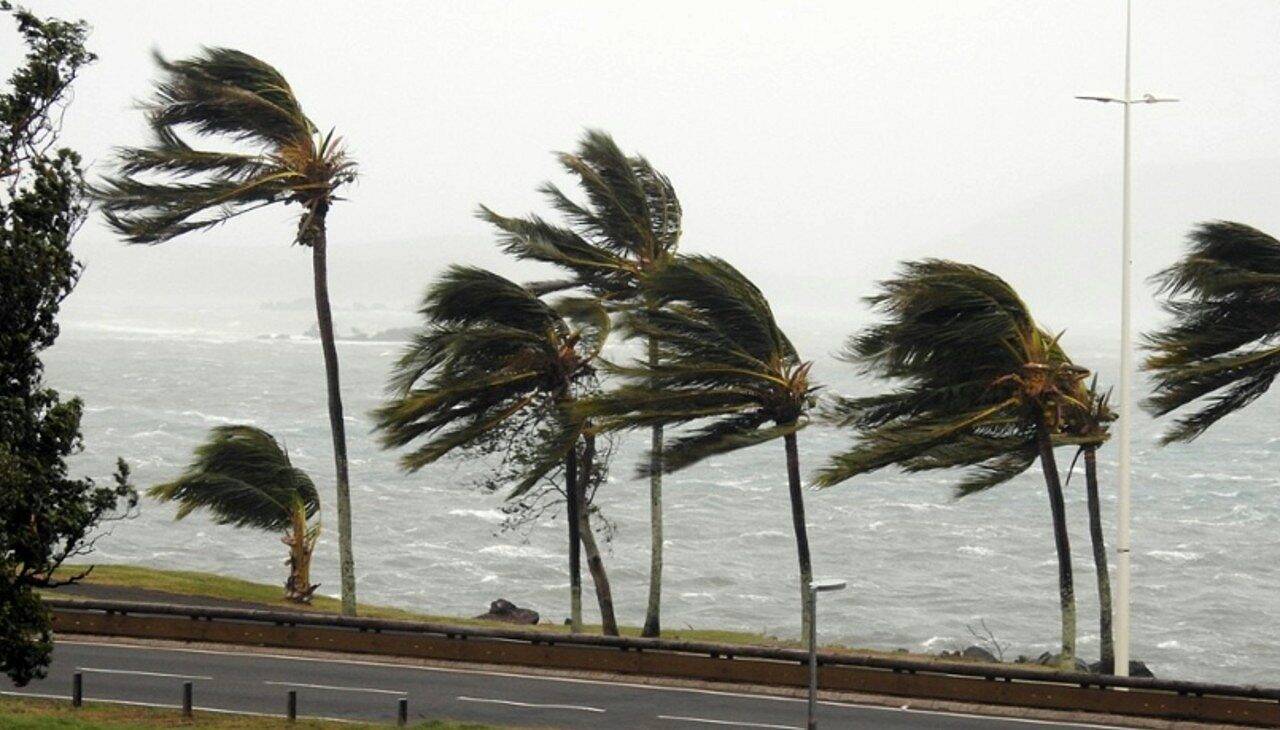Ventania, ventos fortes, mar agitado - Jeremy Cuer/ Istockphoto.com