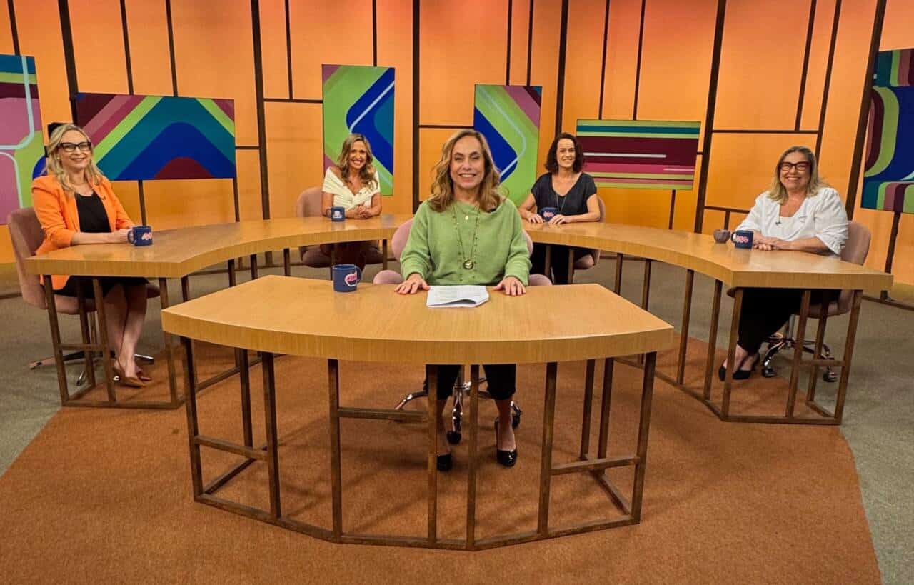 Cuidado com os animais pauta o Sem Censura desta sexta (31), Dia do Vira-Lata