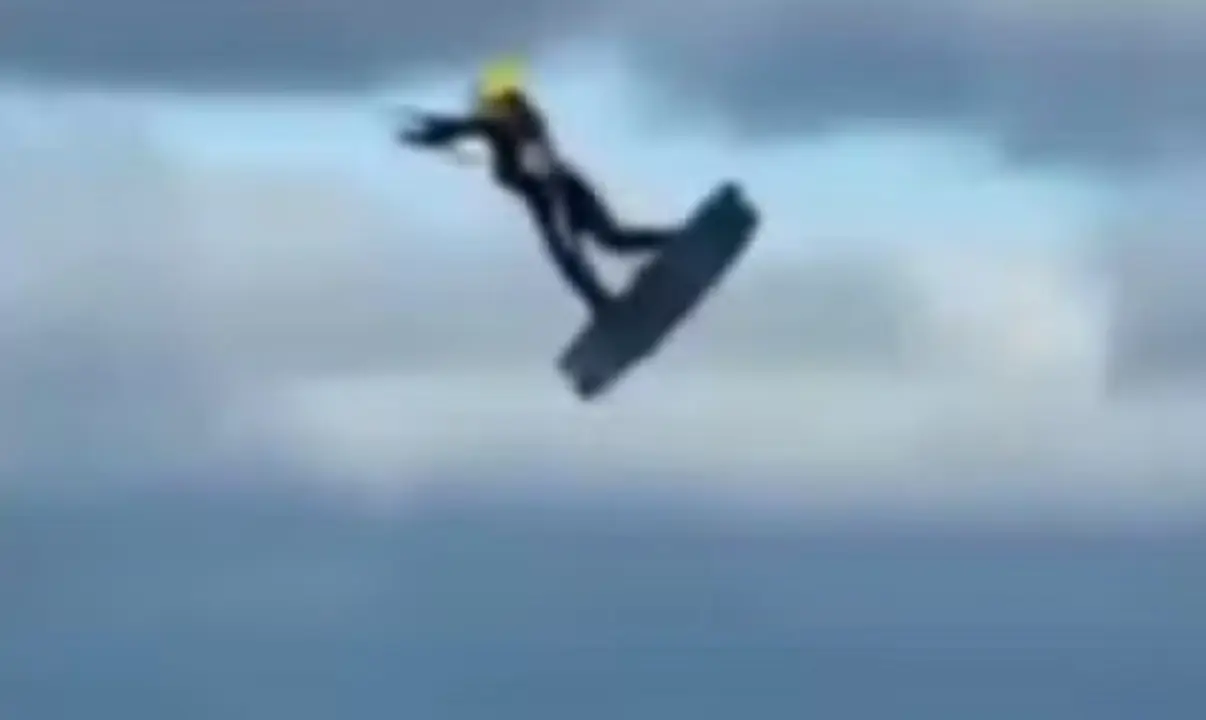 Atleta de kitesurf morre em acidente