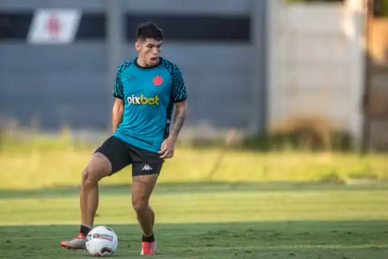 Carlos Palacios