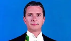 Fernando Collor lidera ranking: descubra quem foram os presidentes mais jovens do Brasil ao assumir o cargo