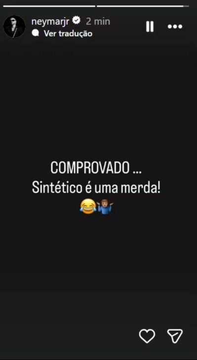 Depois de atuar no sintético, Neymar fez publicação criticando a Arena MRV