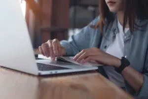 Salvador oferece 600 vagas de Jovem Aprendiz com remuneração de meio salário mínimo