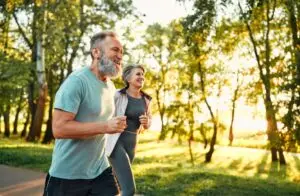 Exercising in middle age reduces the risk of cognitive decline, says research