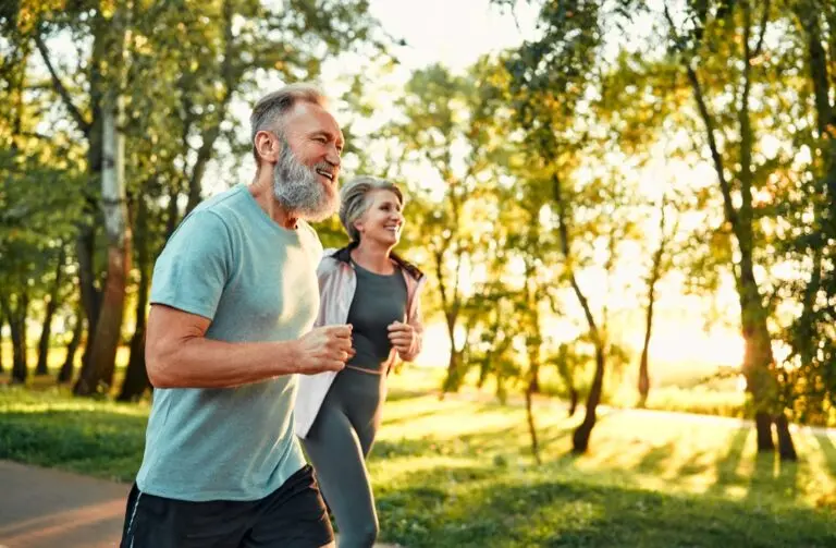Exercícios físicos, corrida, bem-estar