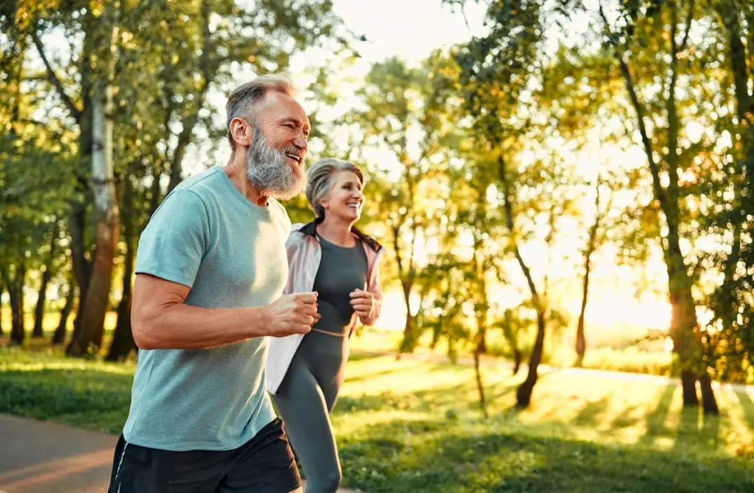 Exercícios físicos, corrida, bem-estar