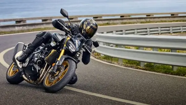 Nova Honda CB1000 Hornet 2027 chega ao Brasil em setembro