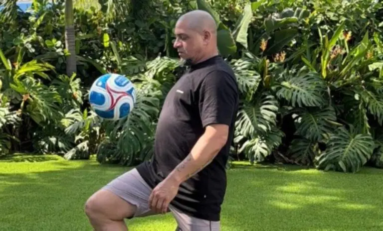 Jogador Roberto Carlos
