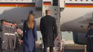 Entenda por que Kate Middleton e príncipe William evitam a primeira classe em voos