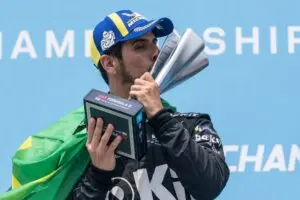 Lucas di Grassi, Formula E champion and former F1, announces goodbye to the tracks after three decades