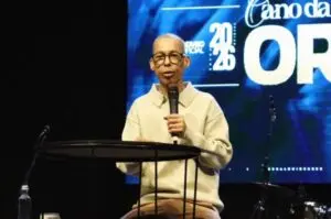Marquinhos Menezes: comunidade lamenta morte do pastor da ADVEC, após luta contra câncer