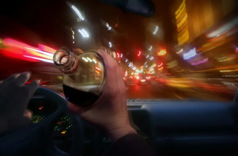Motorista embriagado, bebida alcoólica