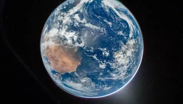 中程度の太陽嵐の予報により、地球は警戒されています。考えられる影響を確認する