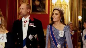 Former flight attendant reveals royal behind-the-scenes: why William and Kate can’t fly together