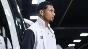 Rony exige R$ 9,5 milhões do Atlético-MG em nova ação na justiça do trabalho