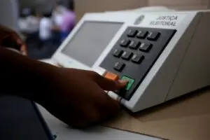 Até 20 de agosto: eleitores podem solicitar voto em trânsito para Eleições 2026