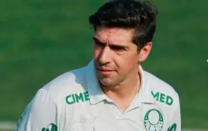 Palmeiras: Abel se reúne com elenco sob pressão por classificação na Libertadores