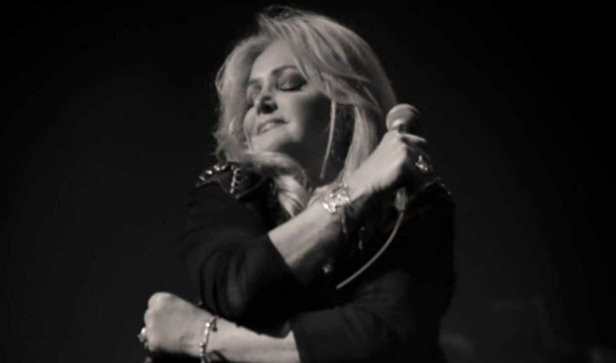 Bonnie Tyler - Instagram/bonnietylerofficial