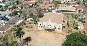 Maracaí avança com regularização fundiária e oficializa entrega de documentos em cartório