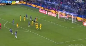 Cristian Pavón marca golaço de falta em Grêmio x Mirassol pela Copa do Brasil 2026