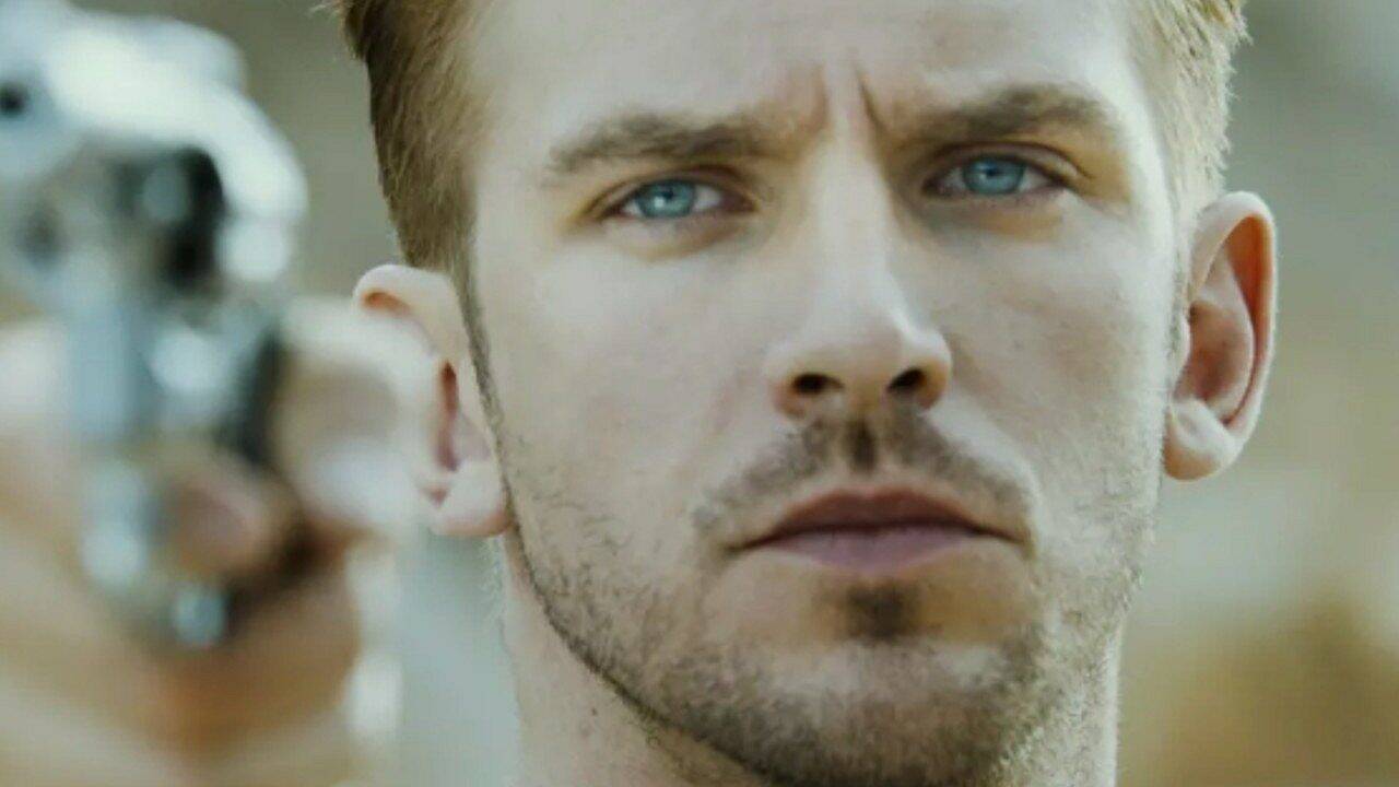Dan Stevens em The Guest