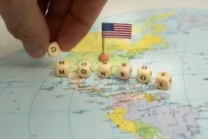 Doutrina Monroe: a política do século 19 que volta a guiar a estratégia de Trump na América Latina