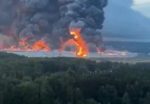 Russia suffers massive attack by almost 900 Ukrainian drones and records 6 deaths