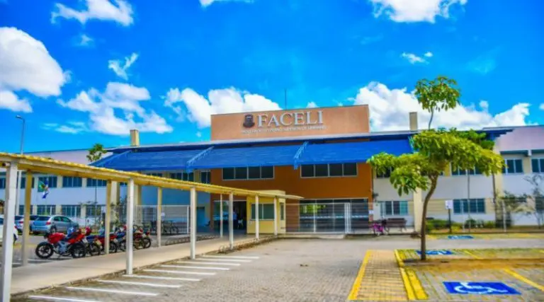 Faculdade de Ensino Superior de Linhares (ES) se enquadra entre as instituições que podem ser beneficiadas pelo projeto - Foto: Divulgação / Prefeitura Municipal de Linhares